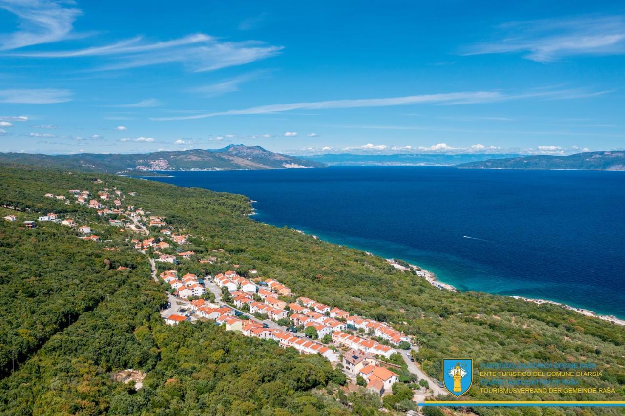 Yourcroatiaholiday - Villa With 6 Rooms Drenje  Eksteriør bilde